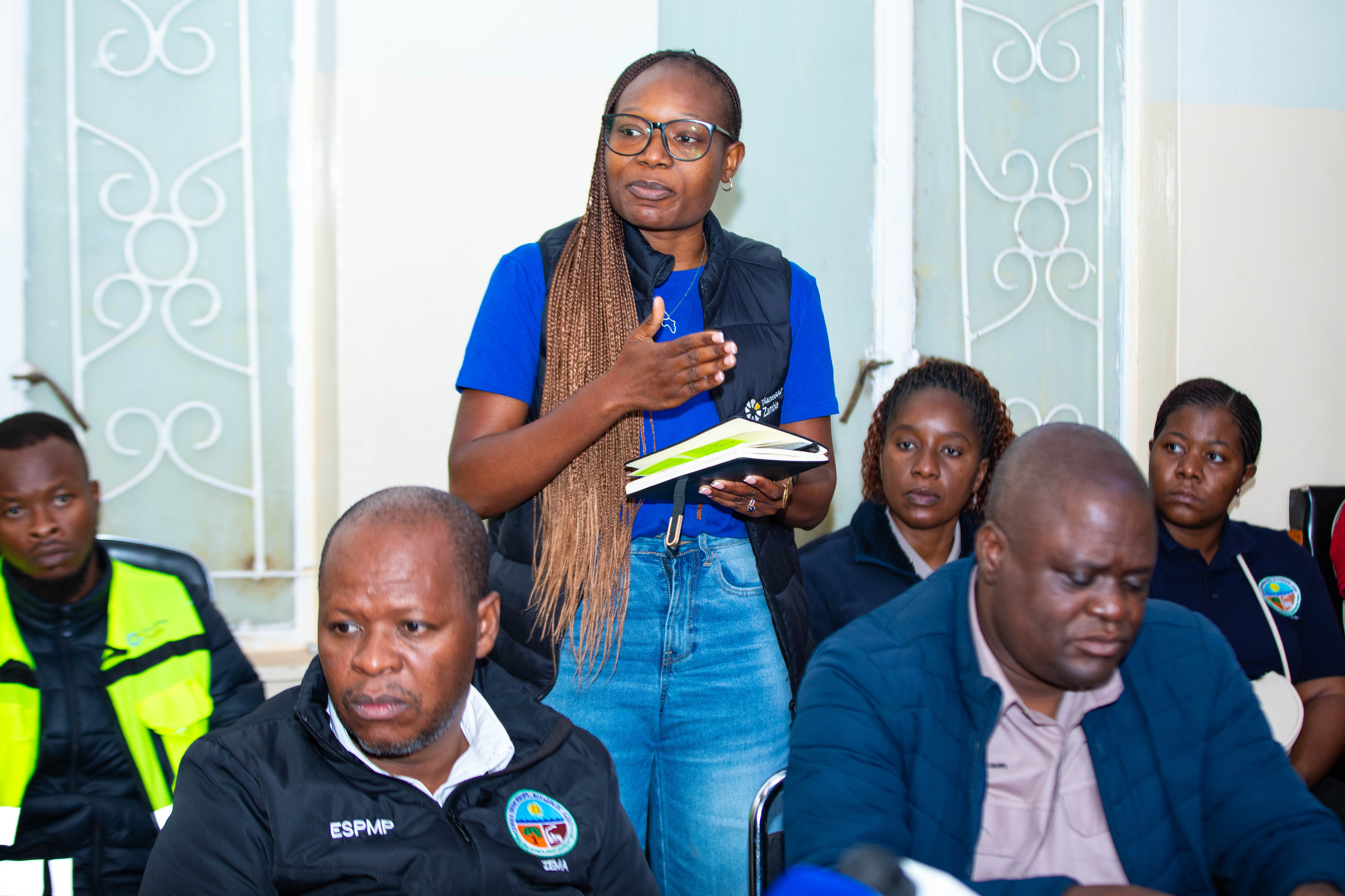 planetGOLD Zambia National Project Manager Ms. Abigail Mwailenge explains the mercury-free processing system.