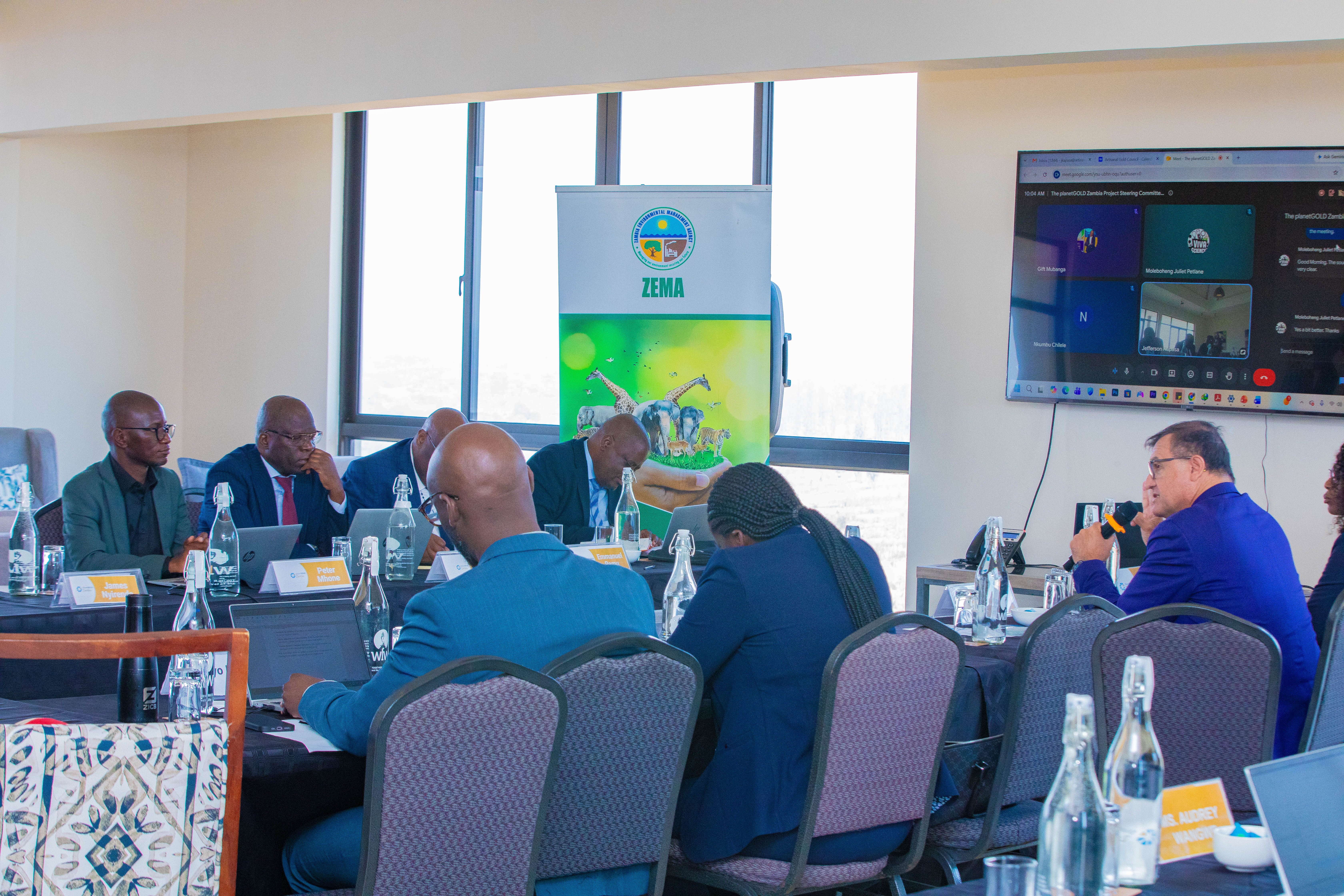 Stakeholders discuss the proposed financial mechanism to improve access to finance for eligible ASGM operators.
