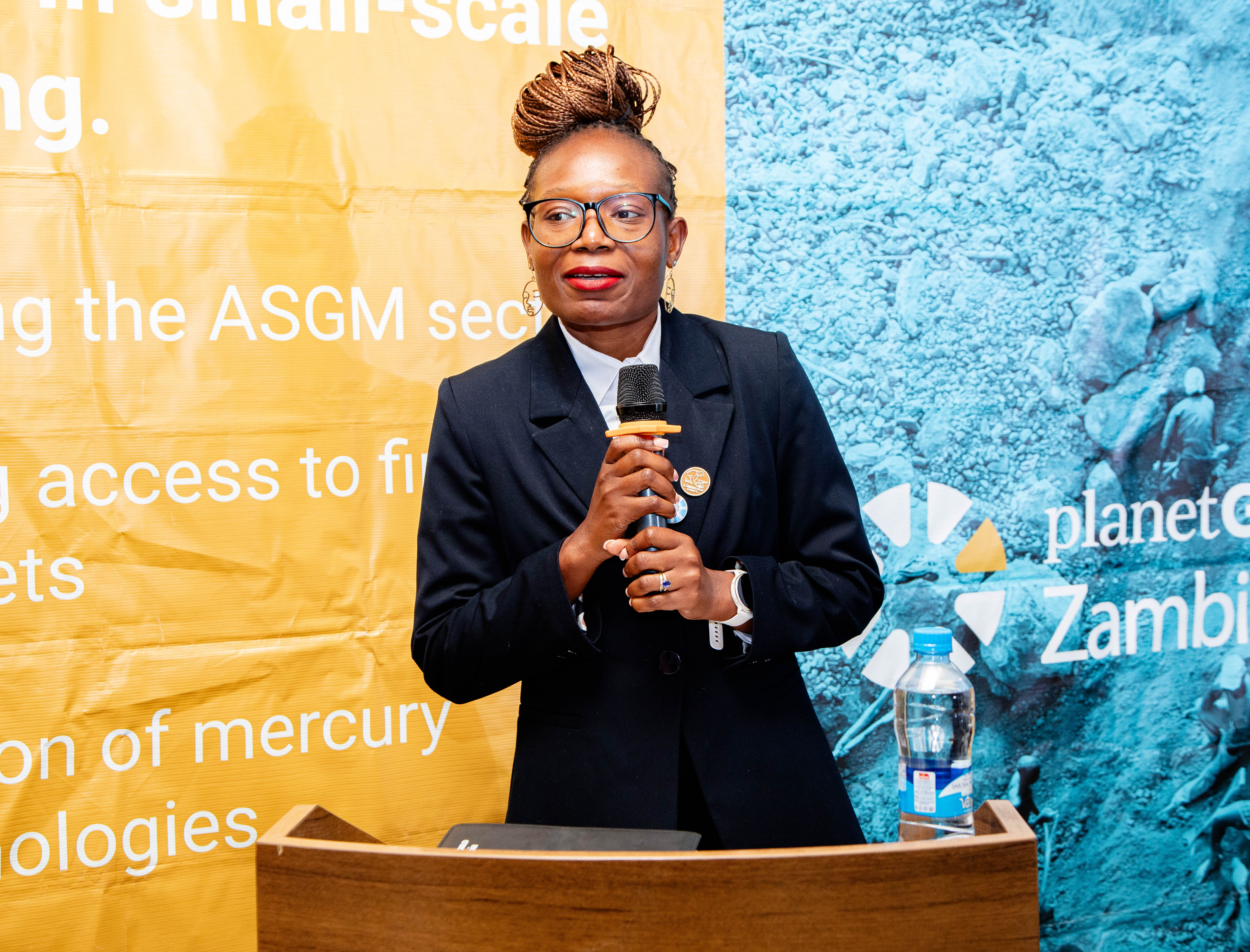 Ms. Abigail Mwailenge highlighting Key findings of the Contextual Study