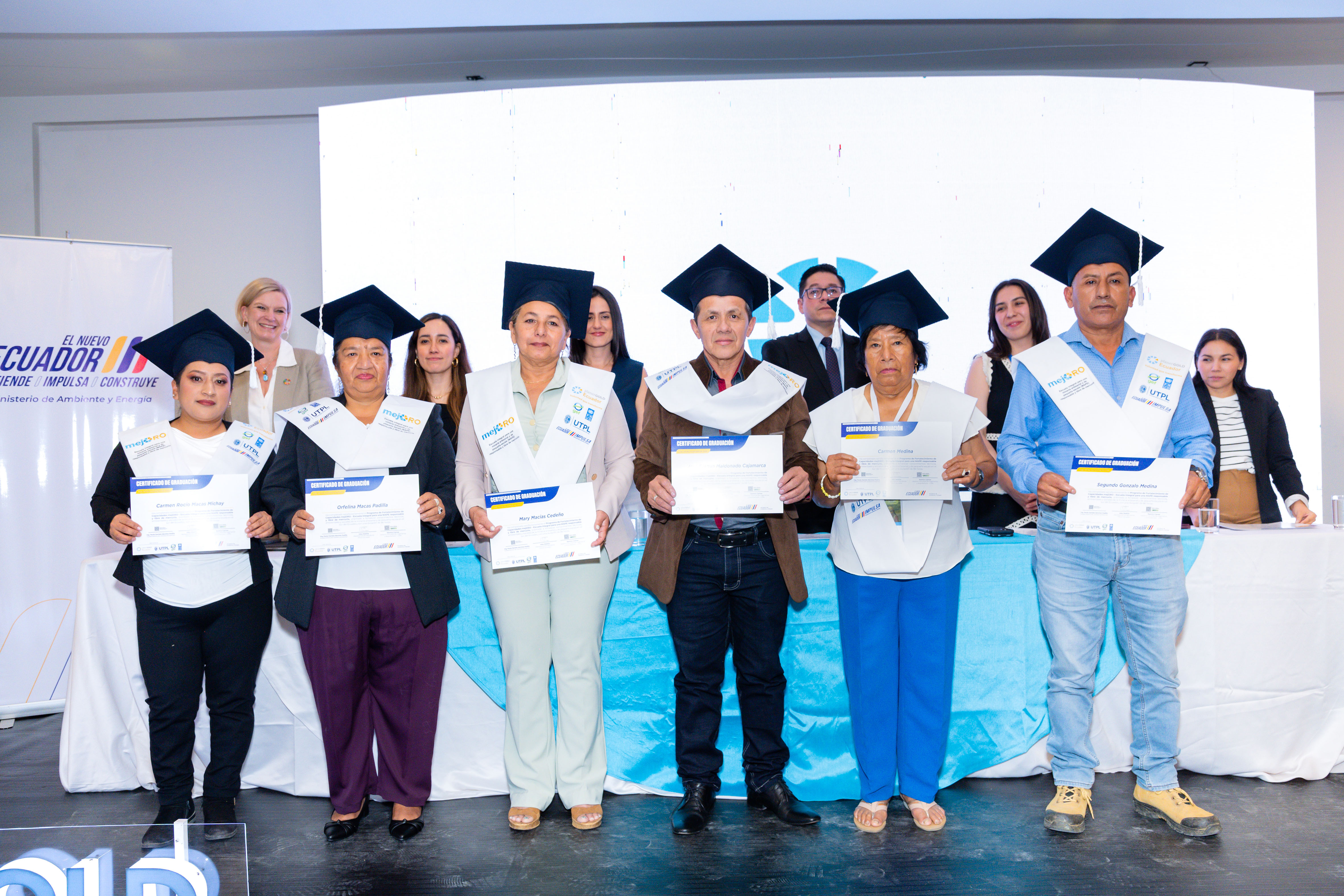 graduación mejoro 3