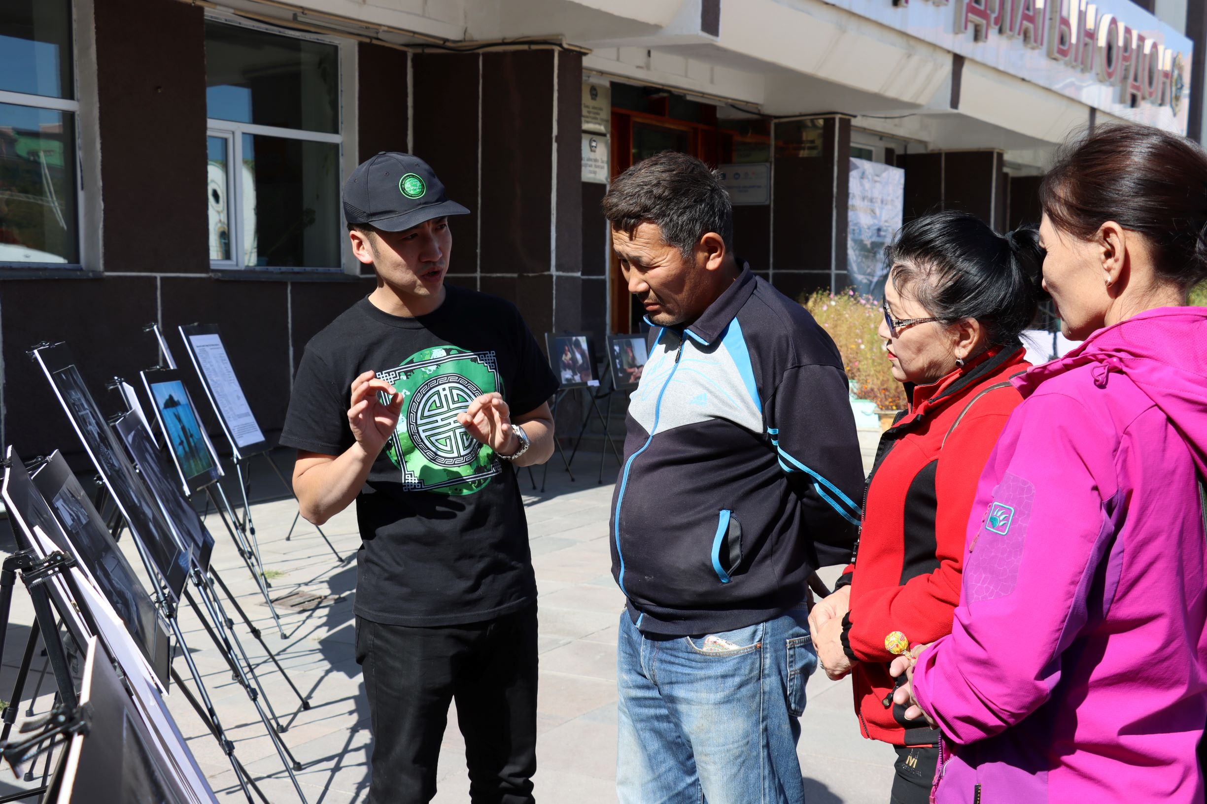 Zorigt A., Specialist from  Fresh Water Resources and Nature Conservation Center conducting tours for the visitors in Jargalant soum, Khovd province