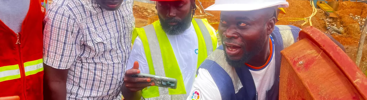 planetGOLD Ghana Trains miners