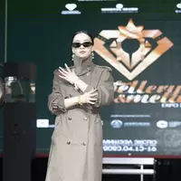 Зургууд 4