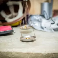 Gold on scale