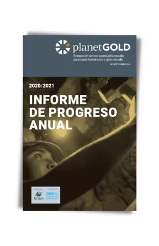 2020/2021 Annual Report cover Spanish