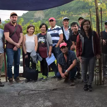 planetGOLD Philippines team members with members of Loakan Itogon Pocket Miners Association (LIPMA)