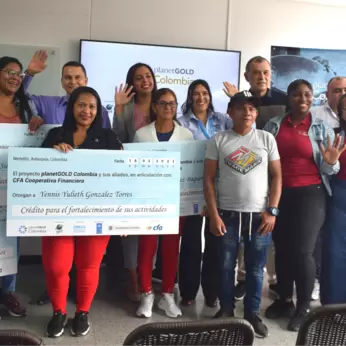 Mineros de Antioquia y Sur de Bolivar reciben creditos
