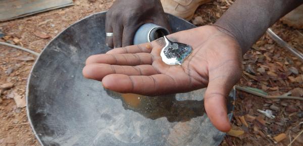 Burkina mercury pan
