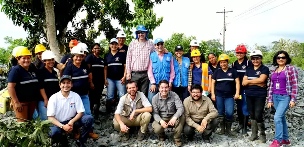 Group photo visit with jancheras association