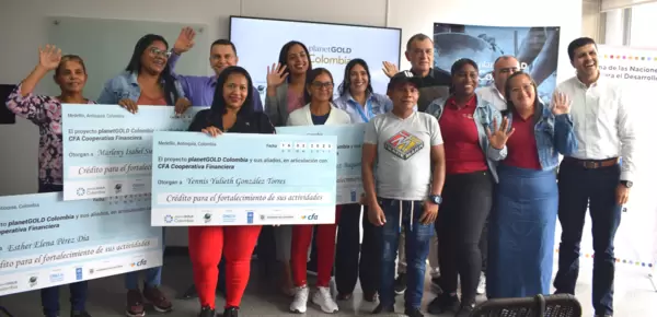Mineros de Antioquia y Sur de Bolivar reciben creditos